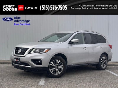 2020 Nissan Pathfinder SV