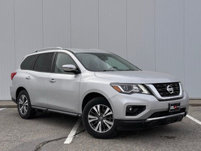 2020 Nissan Pathfinder SV
