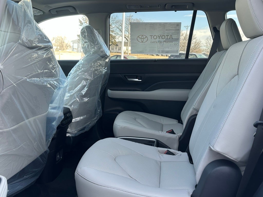 2026 Toyota Grand Highlander Platinum