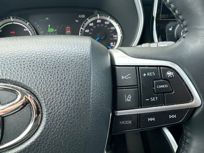 2023 Toyota Highlander Hybrid Bronze Edition