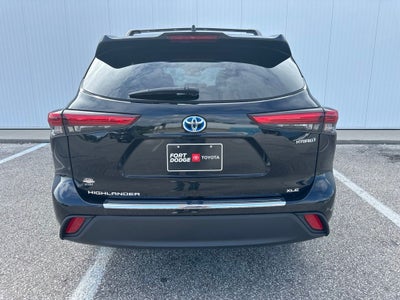 2023 Toyota Highlander Hybrid Bronze Edition
