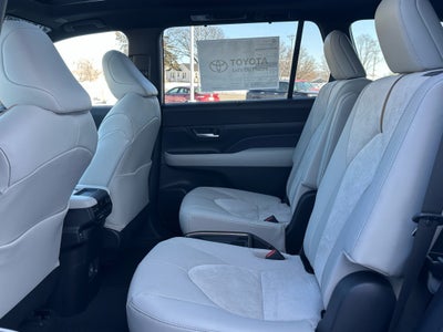 2026 Toyota Grand Highlander Hybrid MAX Platinum