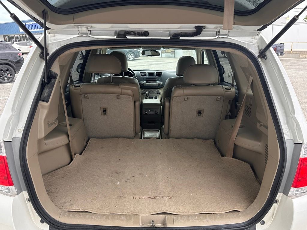 2011 Toyota Highlander SE