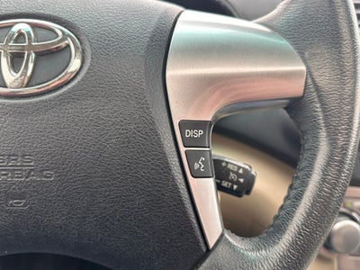 2011 Toyota Highlander SE