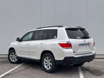 2011 Toyota Highlander SE