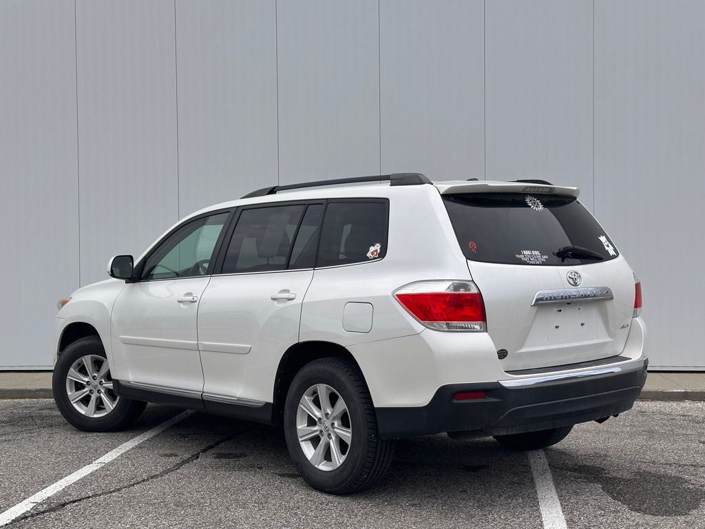 2011 Toyota Highlander SE