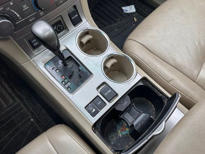 2011 Toyota Highlander SE