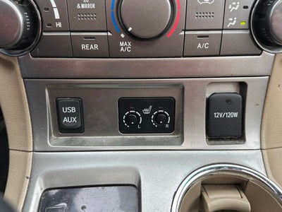2011 Toyota Highlander SE