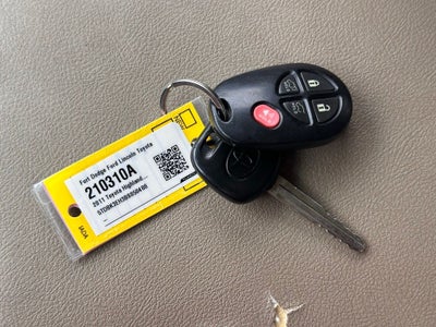 2011 Toyota Highlander SE
