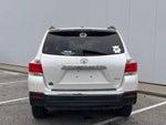 2011 Toyota Highlander SE