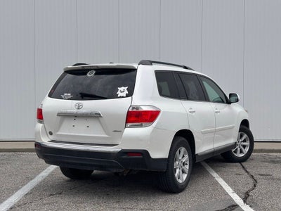 2011 Toyota Highlander SE