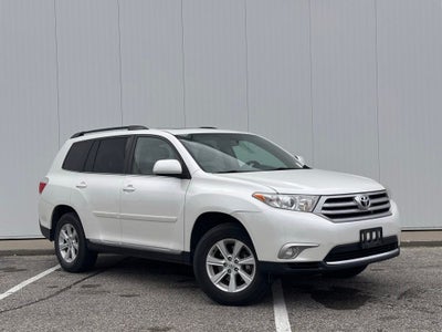 2011 Toyota Highlander SE