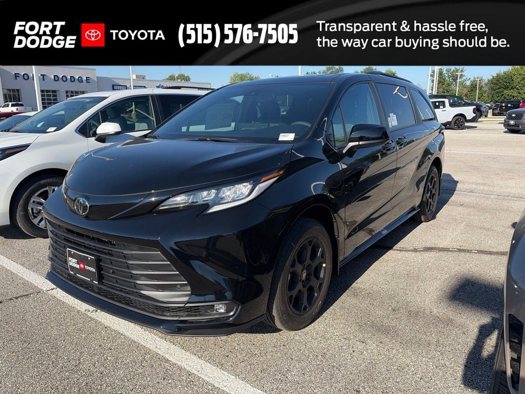 2026 Toyota Sienna Woodland Edition 7 Passenger