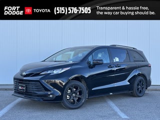 2026 Toyota Sienna Woodland Edition 7 Passenger