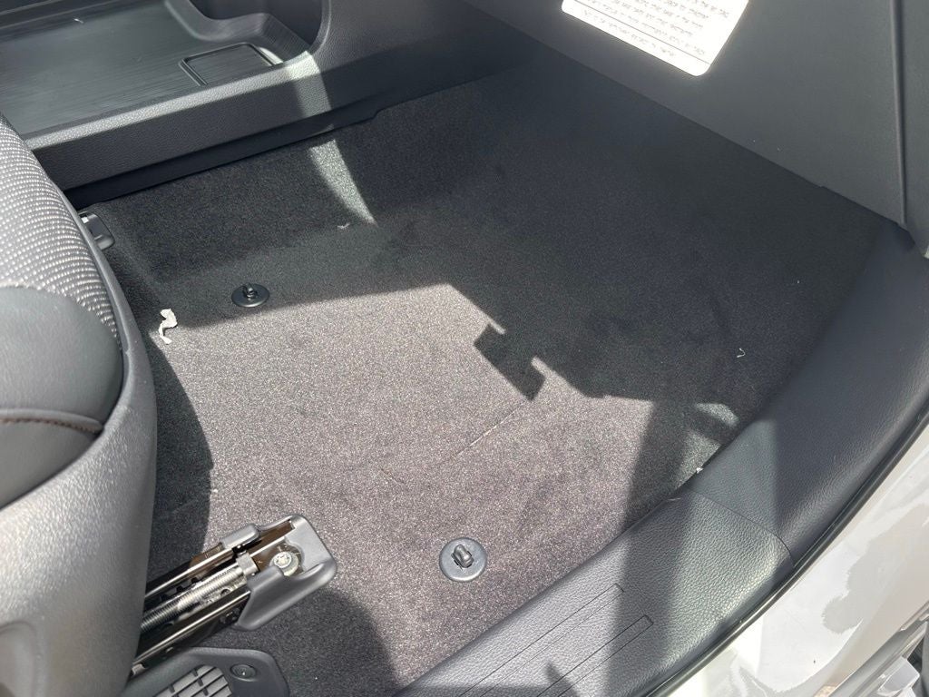 2026 Toyota Sienna Platinum Hybrid 7 Passenger