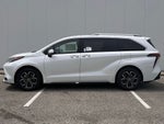2026 Toyota Sienna Platinum Hybrid 7 Passenger