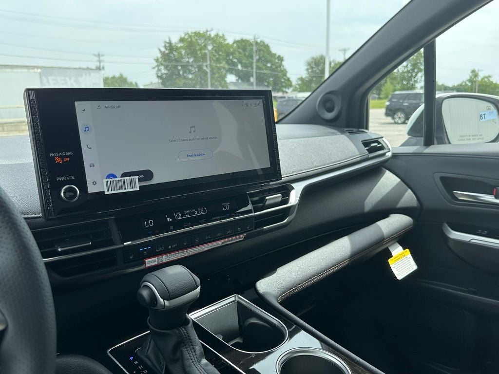 2026 Toyota Sienna Platinum Hybrid 7 Passenger