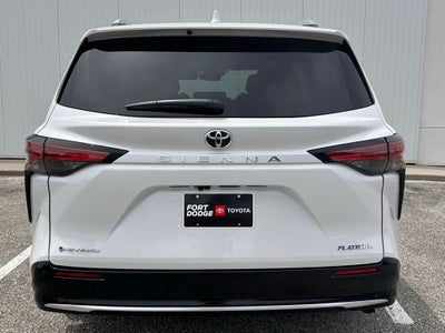2026 Toyota Sienna Platinum Hybrid 7 Passenger