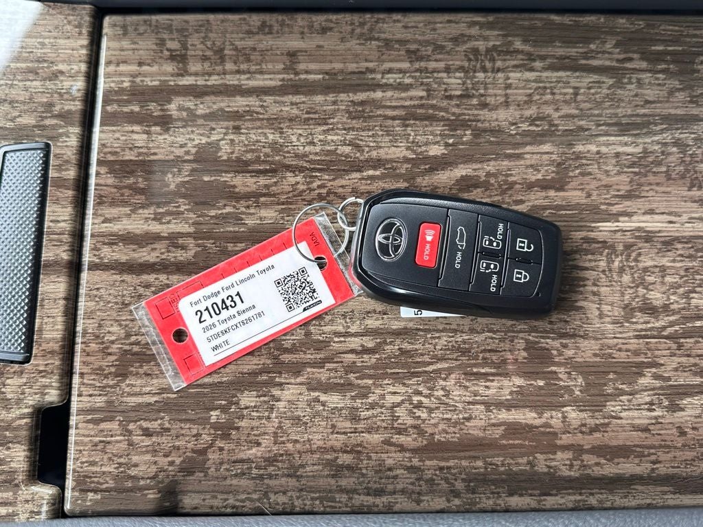 2026 Toyota Sienna Platinum Hybrid 7 Passenger