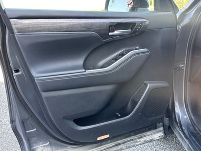 2024 Toyota Highlander Platinum