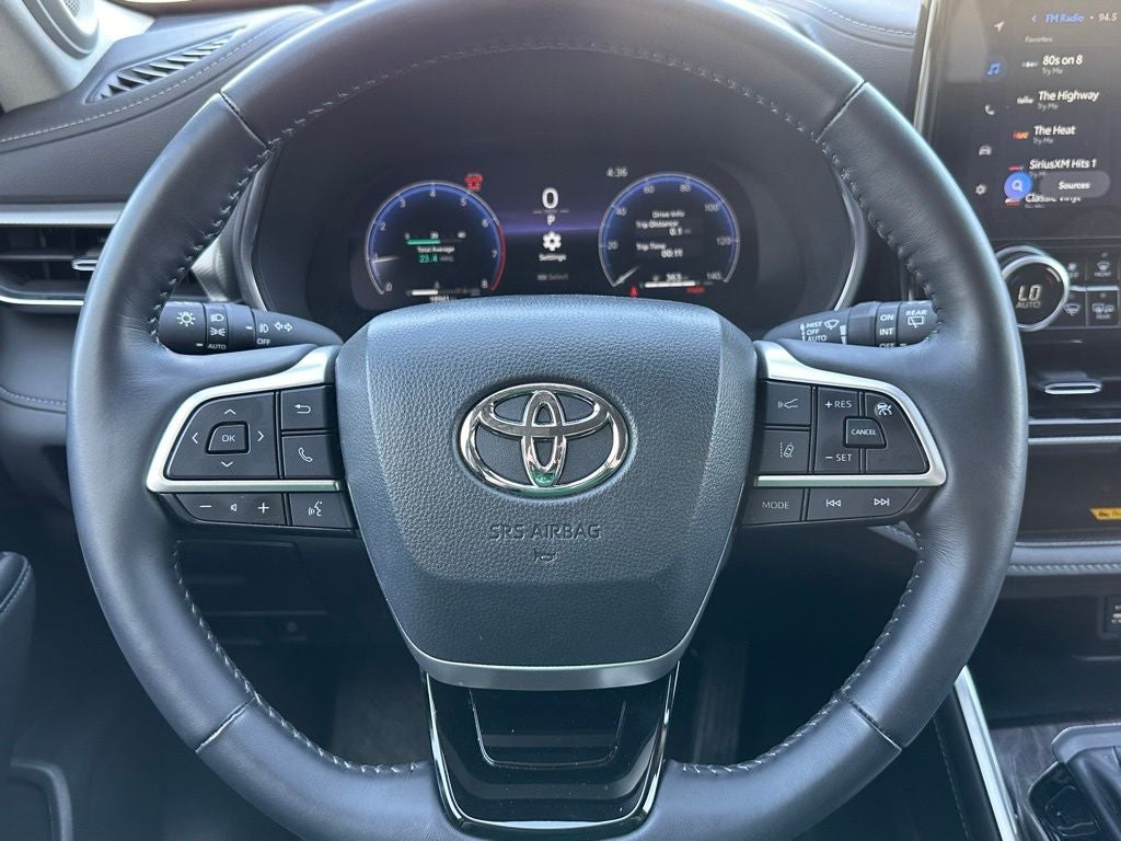 2024 Toyota Highlander Platinum