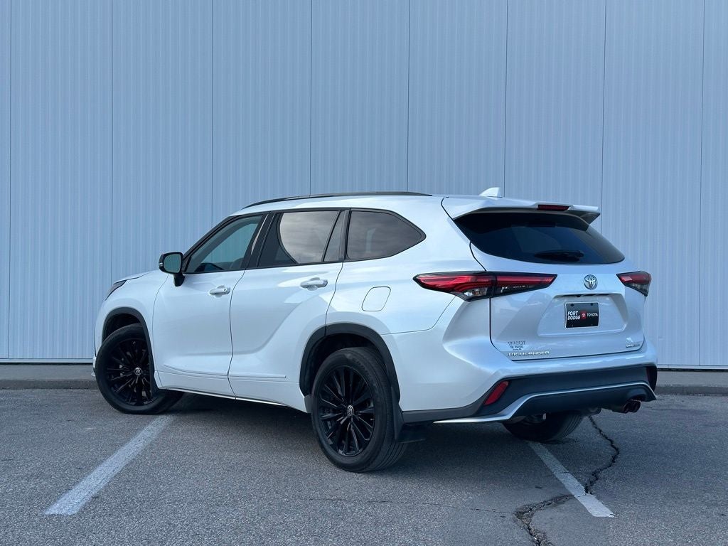 2023 Toyota Highlander XSE