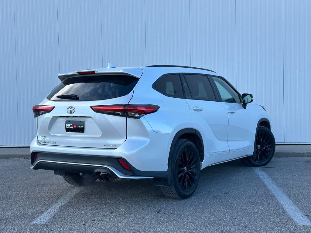 2023 Toyota Highlander XSE