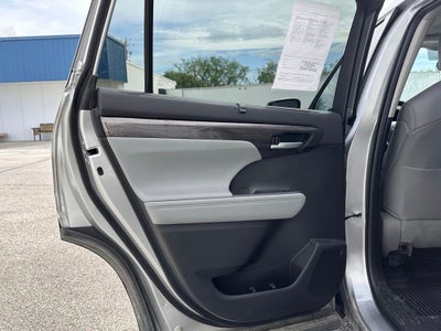 2024 Toyota Highlander Platinum