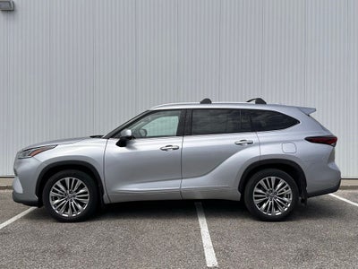 2024 Toyota Highlander Platinum