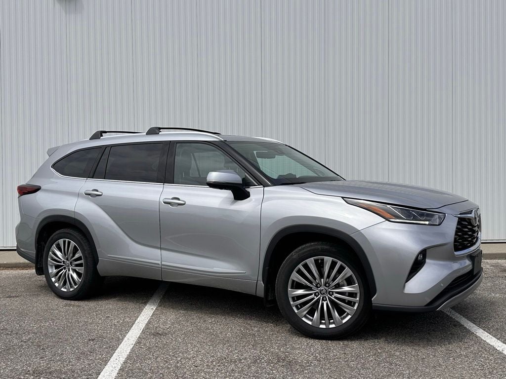 2024 Toyota Highlander Platinum