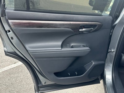 2026 Toyota Highlander Hybrid Limited