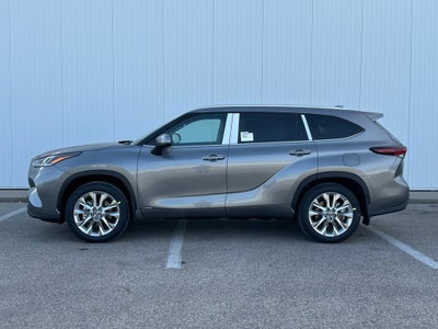 2026 Toyota Highlander Hybrid Limited