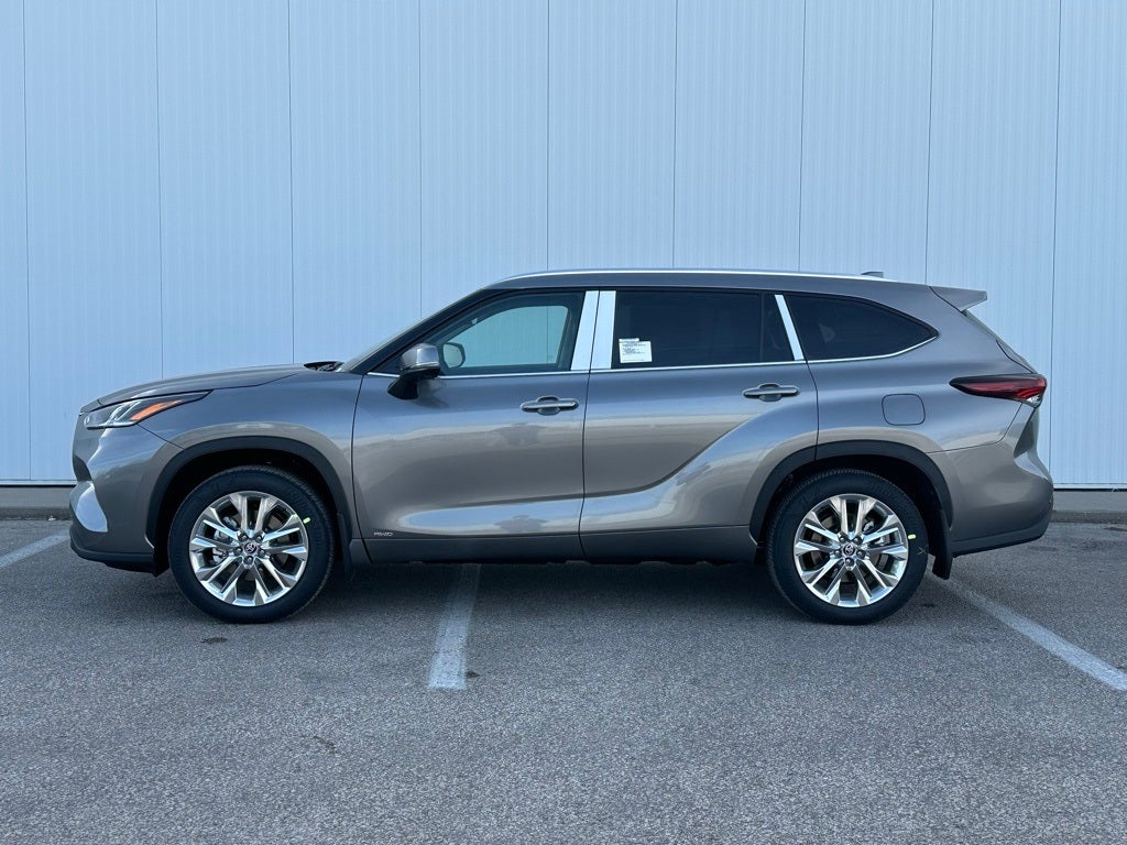 2026 Toyota Highlander Hybrid Limited