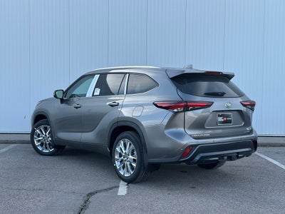 2026 Toyota Highlander Hybrid Limited