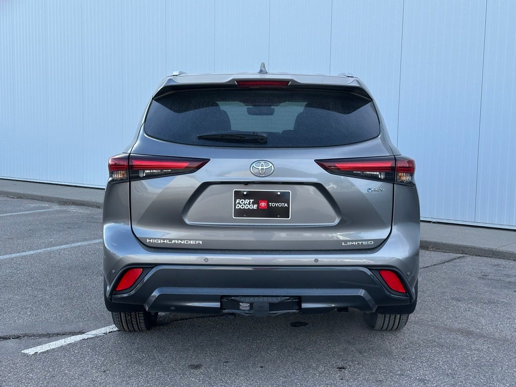 2026 Toyota Highlander Hybrid Limited