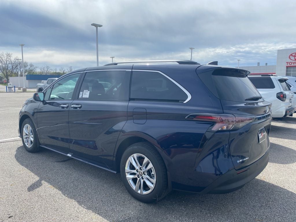 2026 Toyota Sienna XLE 7 Passenger