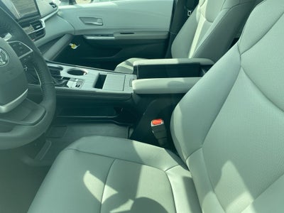 2026 Toyota Sienna XLE 7 Passenger