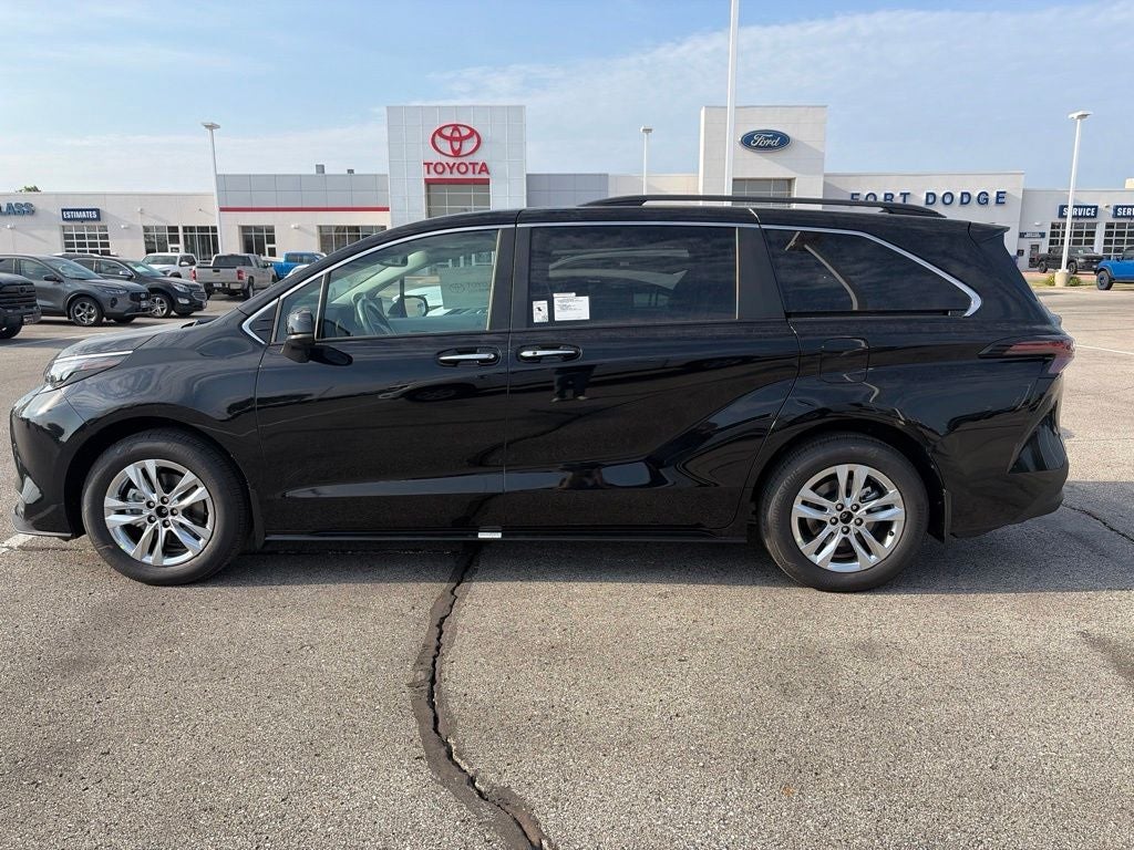 2026 Toyota Sienna XLE 7 Passenger