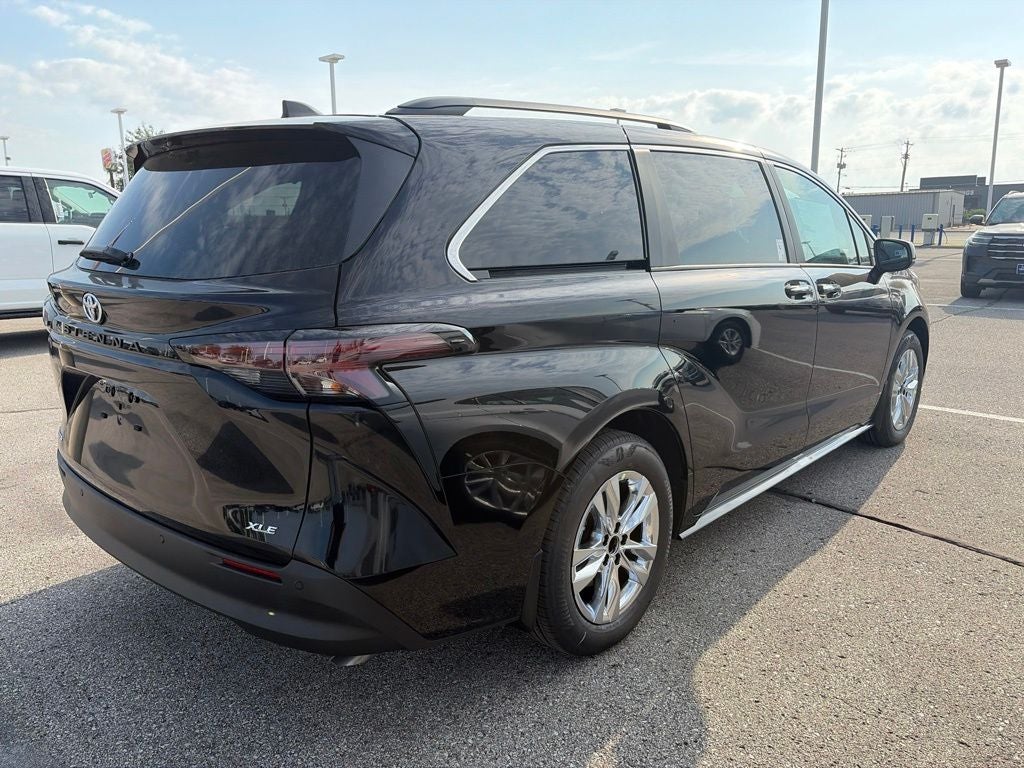 2026 Toyota Sienna XLE 7 Passenger