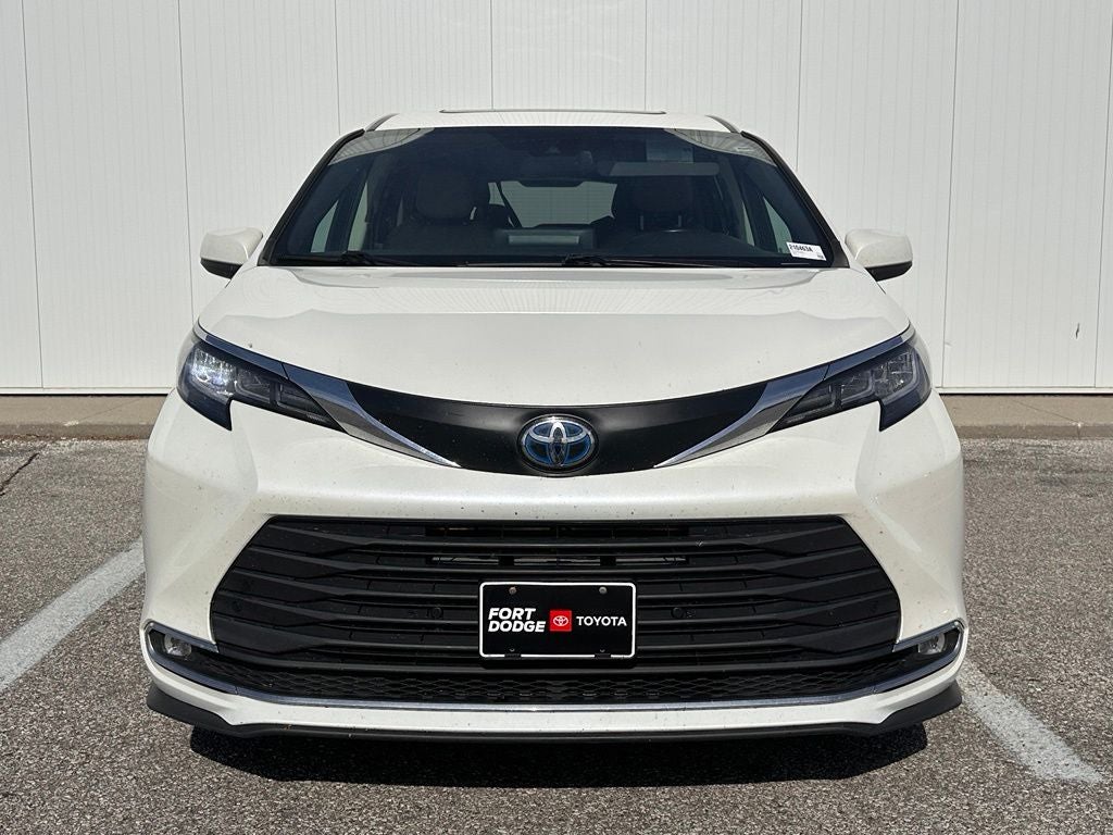 2021 Toyota Sienna XLE 7 Passenger