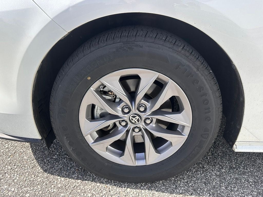 2021 Toyota Sienna XLE 7 Passenger