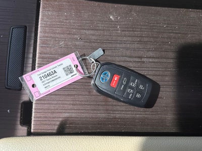 2021 Toyota Sienna XLE 7 Passenger