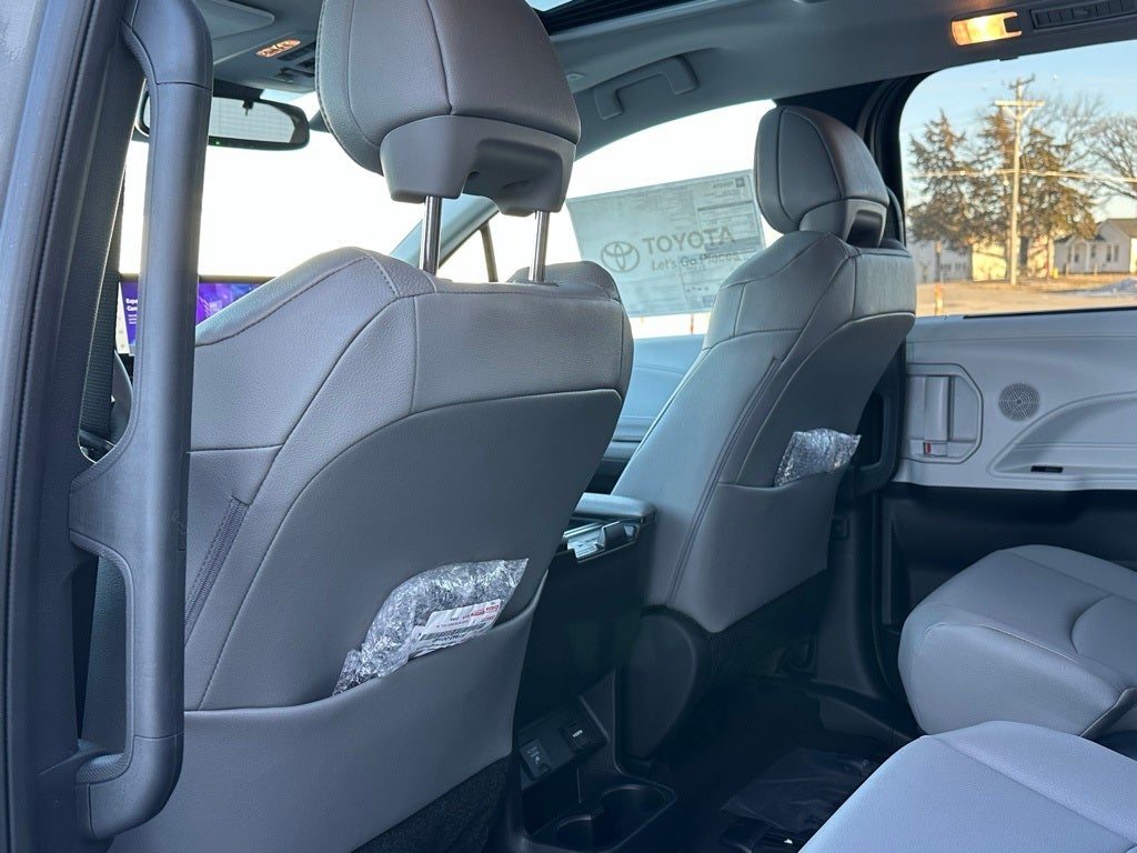 2026 Toyota Sienna XLE 7 Passenger
