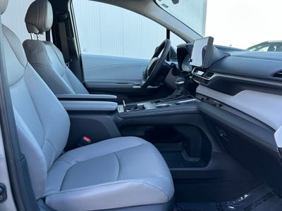 2026 Toyota Sienna XLE 7 Passenger