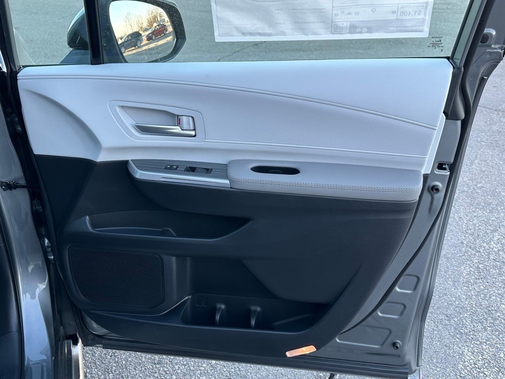 2026 Toyota Sienna XLE 7 Passenger