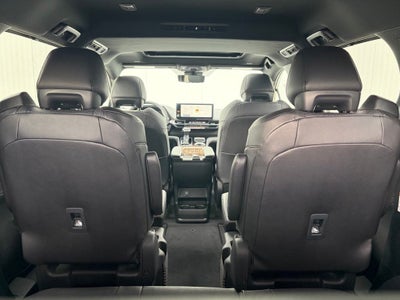 2026 Toyota Sienna Limited 7 Passenger