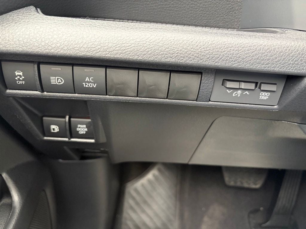 2026 Toyota Sienna Limited 7 Passenger