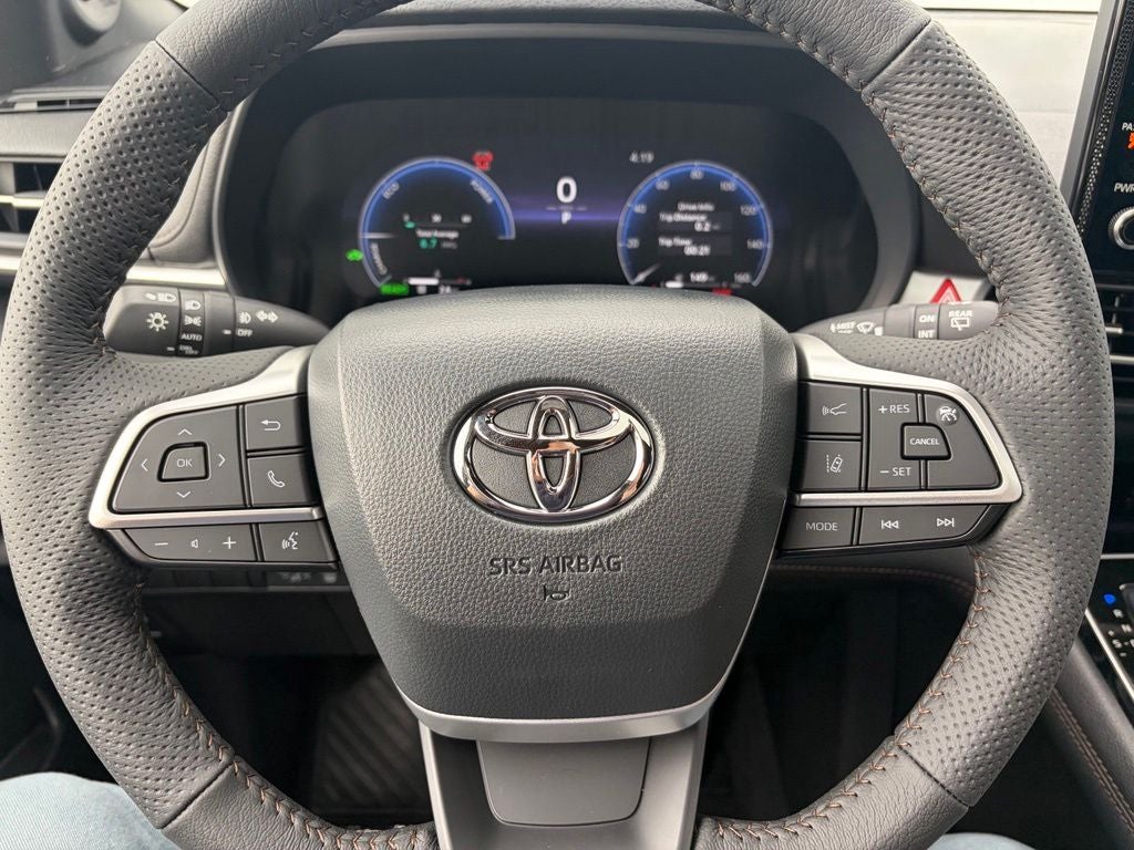 2026 Toyota Sienna Limited 7 Passenger