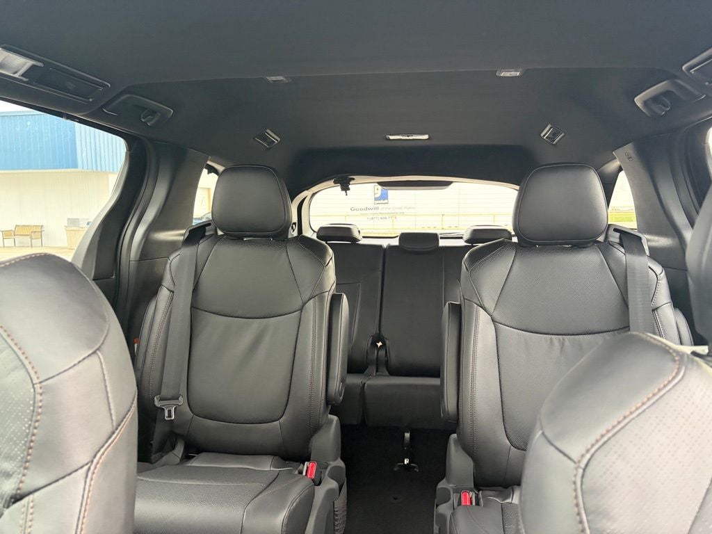 2026 Toyota Sienna Limited 7 Passenger