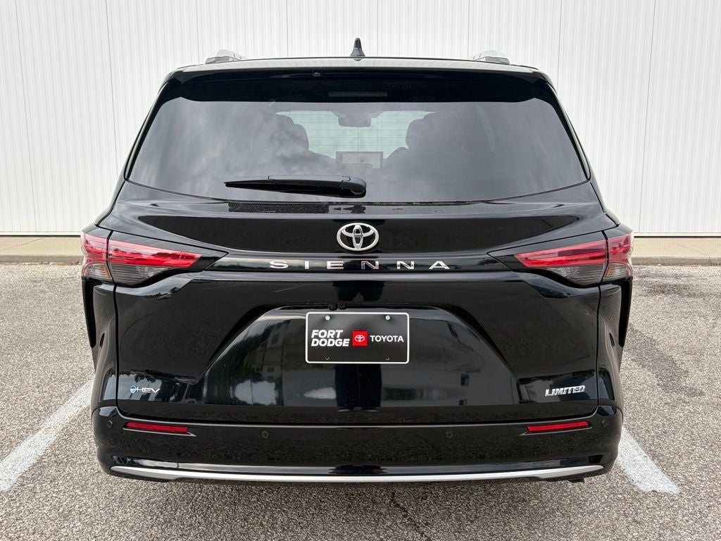 2026 Toyota Sienna Limited 7 Passenger